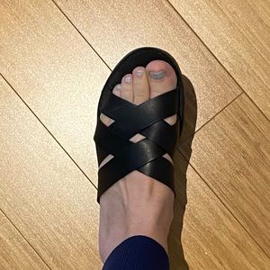 Madewell black sandals size 9